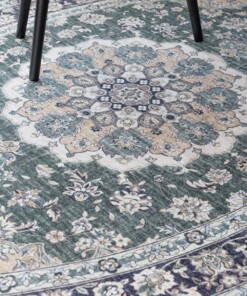 Tapis extérieur vintage ovale - Valenca Nova vert foncé - close up, thumbnail