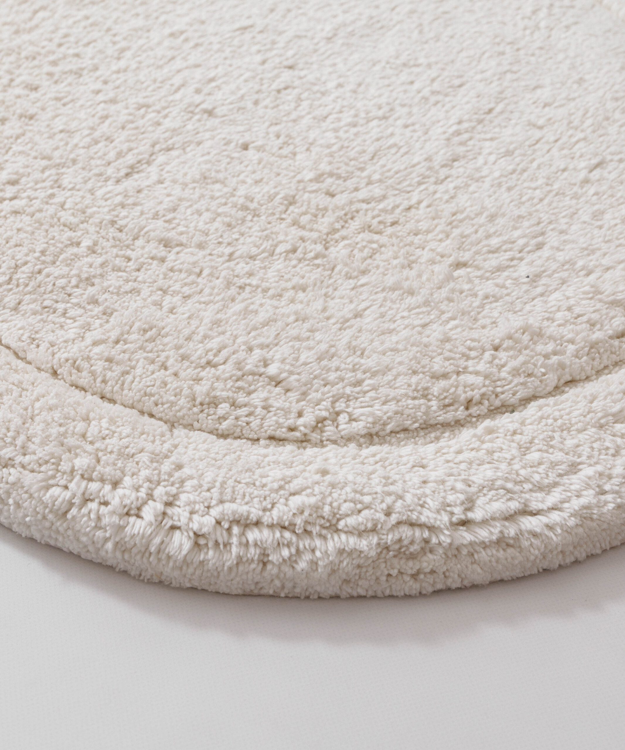 Tapis de bain organique - Lunja Pebble ivoire - close up Tapis de bain organique - Lunja Pebble ivoire - close up