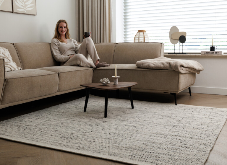 Comment Nettoyer un Tapis en Laine Sans l'Abîmer