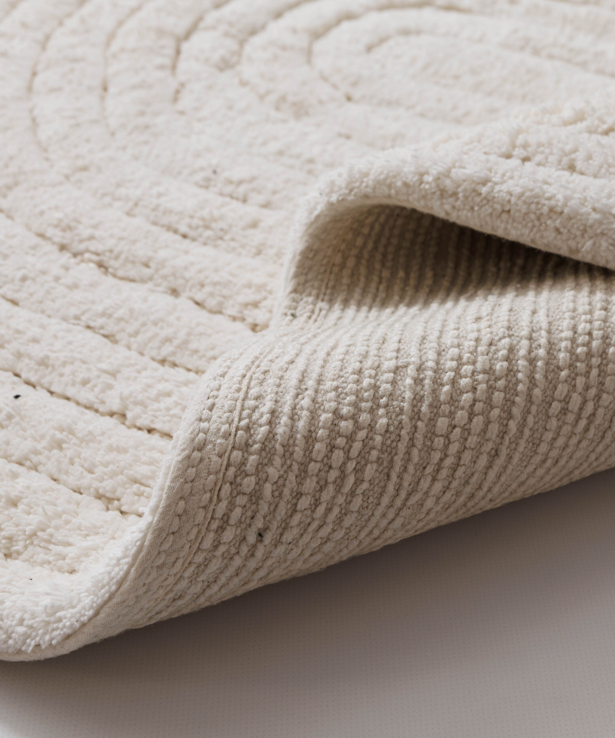 Tapis de bain ovale - Stille ivoire - close up Tapis de bain ovale - Stille ivoire - close up