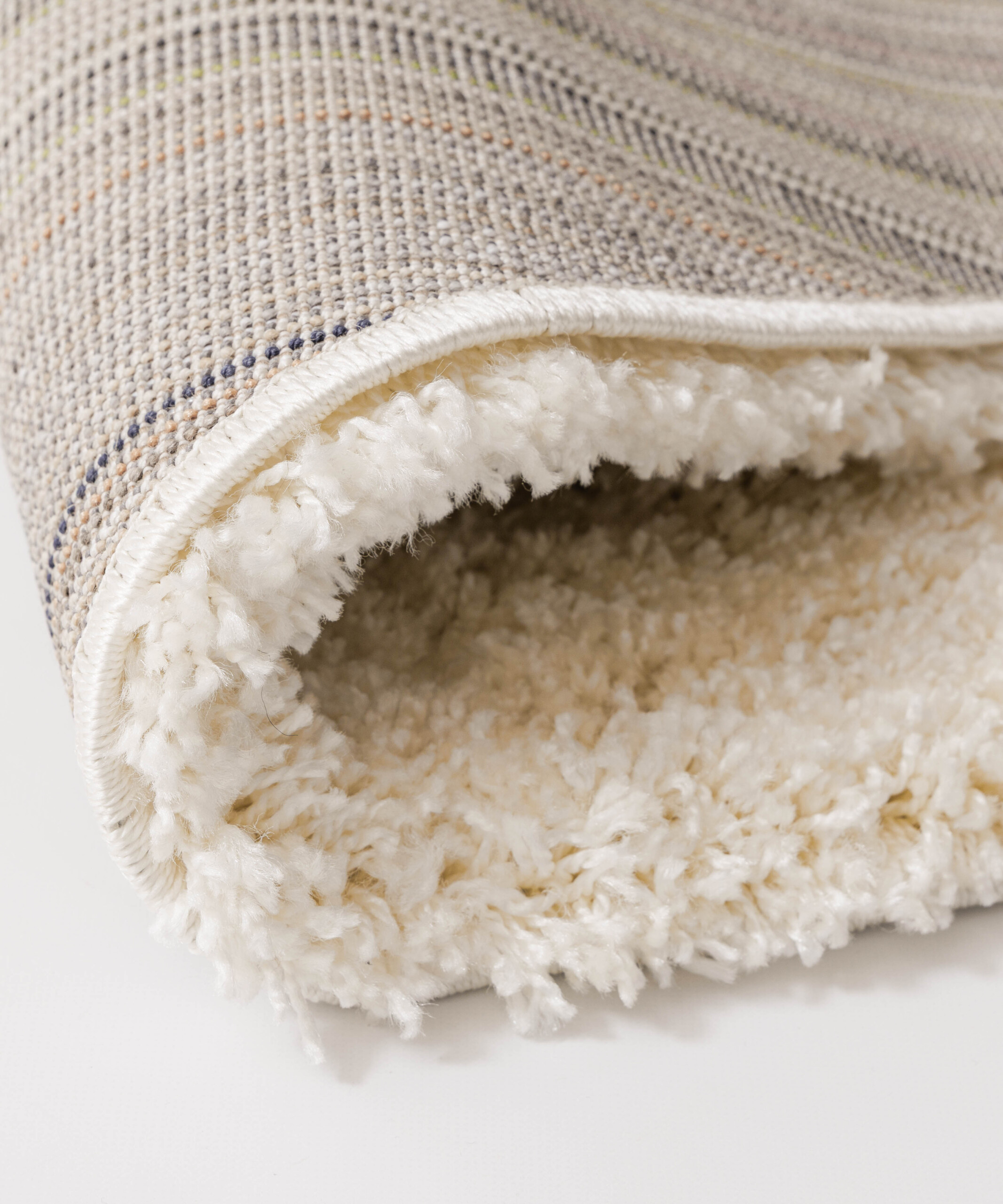 Tapis Rond poils longs Shaggy Grand - Crème - close up Tapis Rond poils longs Shaggy Grand - Crème - close up