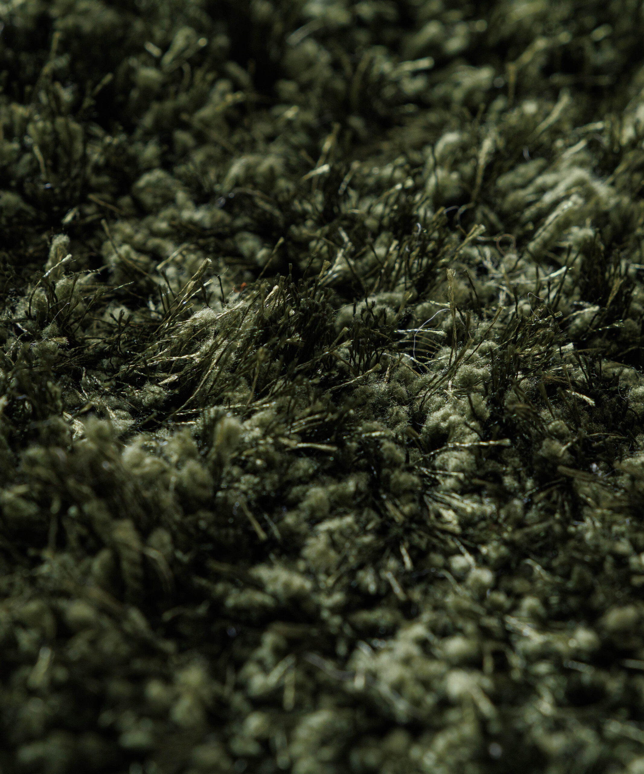 Tapis Shaggy Rond - Meadow vert olive - close up Tapis Shaggy Rond - Meadow vert olive - close up