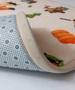 Tapis de jeu - Pluffy Forest animals multi - close up