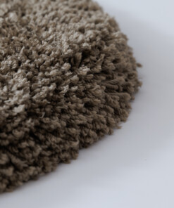 Tapis organique shaggy - Sveve Pebble taupe - close up, thumbnail Tapis organique shaggy - Sveve Pebble taupe - close up, thumbnail