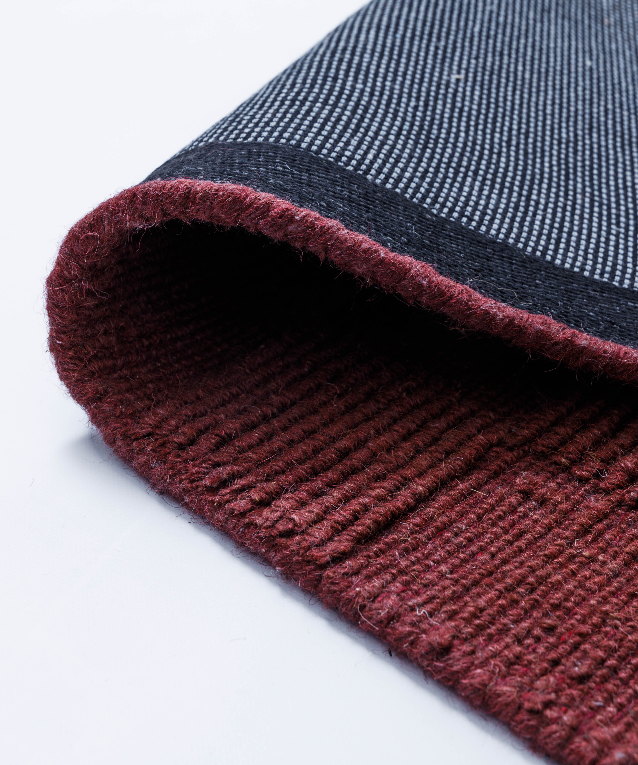 Tapis en laine - Tavle bordeaux - close up Tapis en laine - Tavle bordeaux - close up